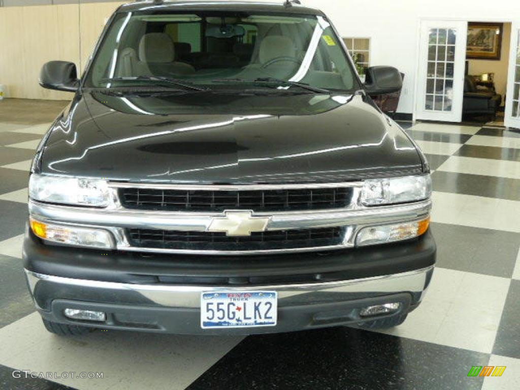 2005 Suburban 1500 LS - Black / Gray/Dark Charcoal photo #2