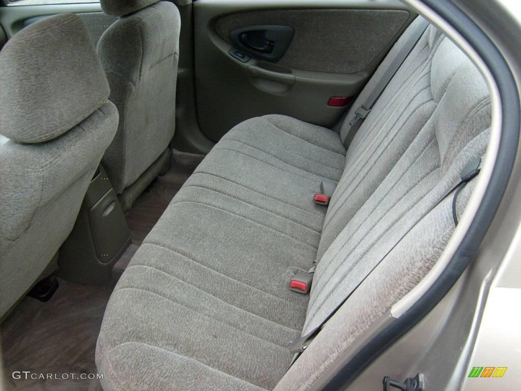 1998 Malibu Sedan - Sandrift Metallic / Medium Oak photo #12