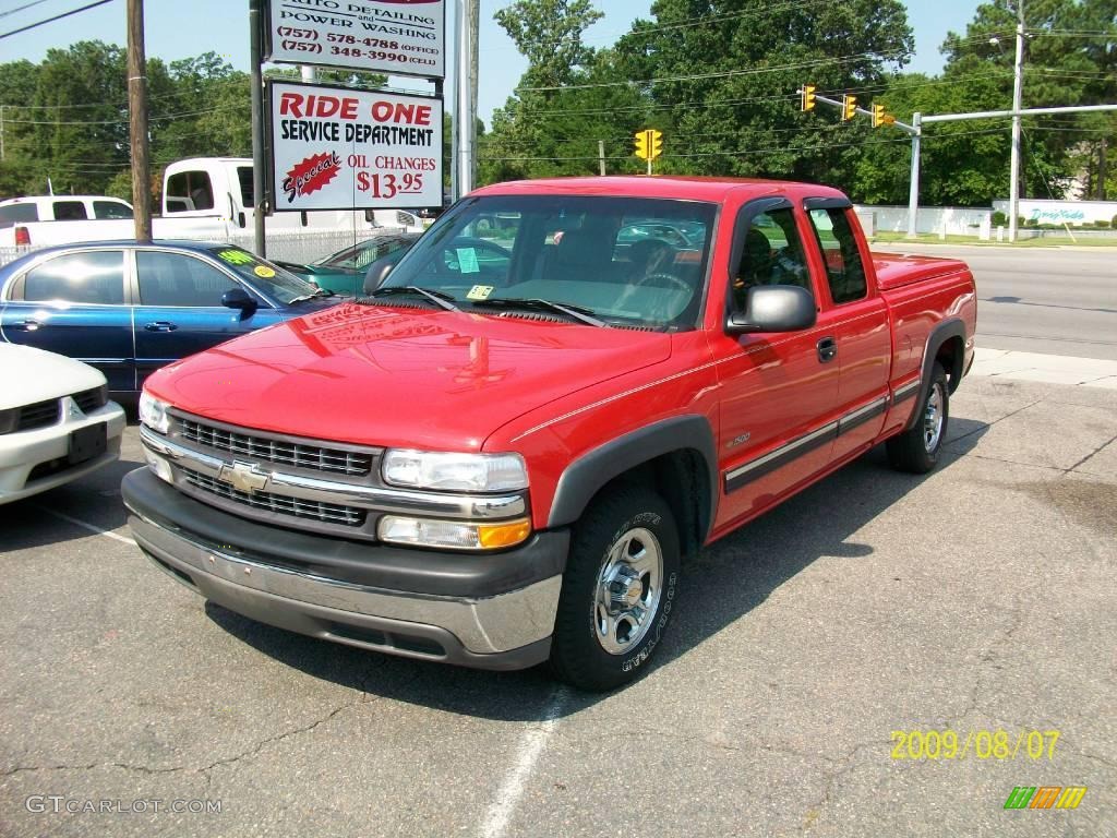2001 Silverado 1500 LS Extended Cab - Victory Red / Graphite photo #8