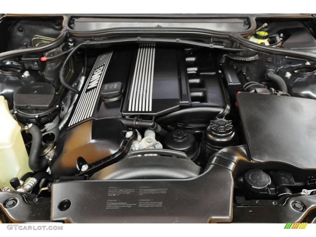 2001 3 Series 330xi Sedan - Jet Black / Black photo #18