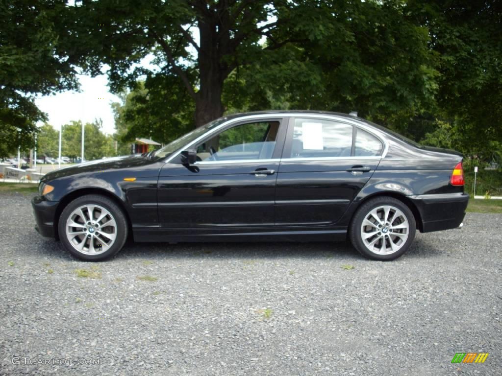 2004 3 Series 330xi Sedan - Jet Black / Sand photo #2