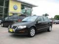Deep Black - Passat Turbo Sedan Photo No. 1
