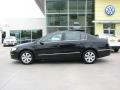 Deep Black - Passat Turbo Sedan Photo No. 2