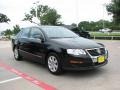 Deep Black - Passat Turbo Sedan Photo No. 7
