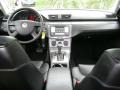 Deep Black - Passat Turbo Sedan Photo No. 13