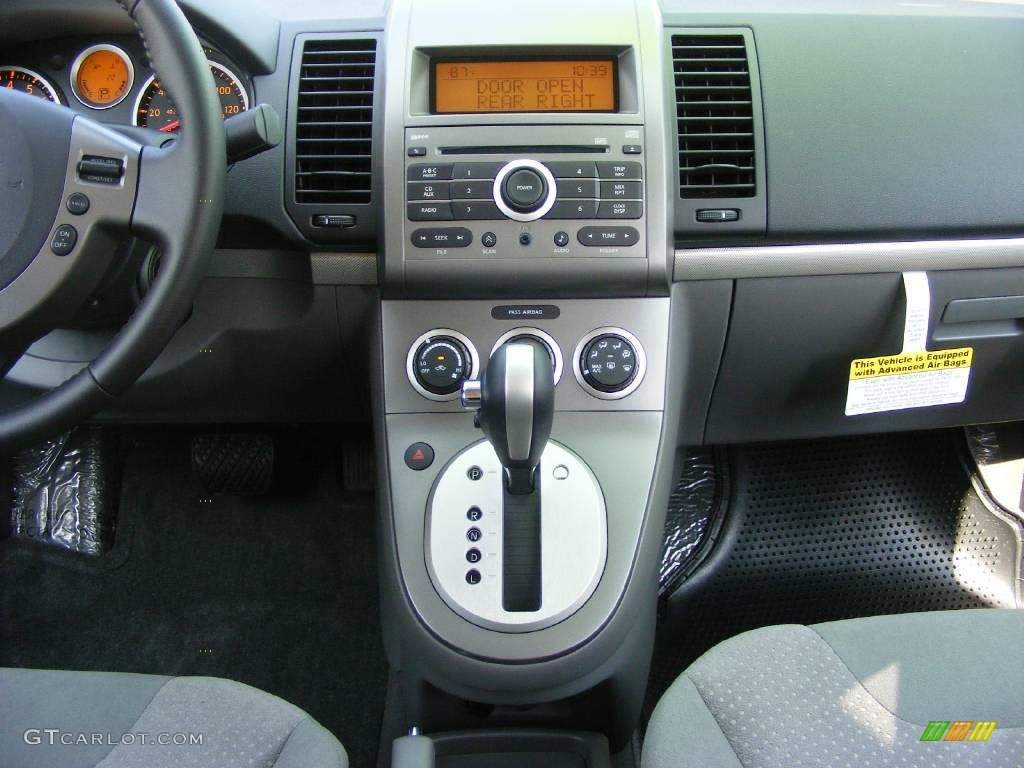 2009 Sentra 2.0 S - Magnetic Gray / Charcoal photo #15