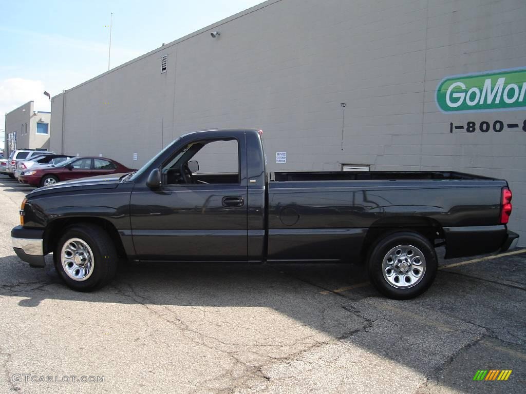 2005 Silverado 1500 Regular Cab - Black / Dark Charcoal photo #2