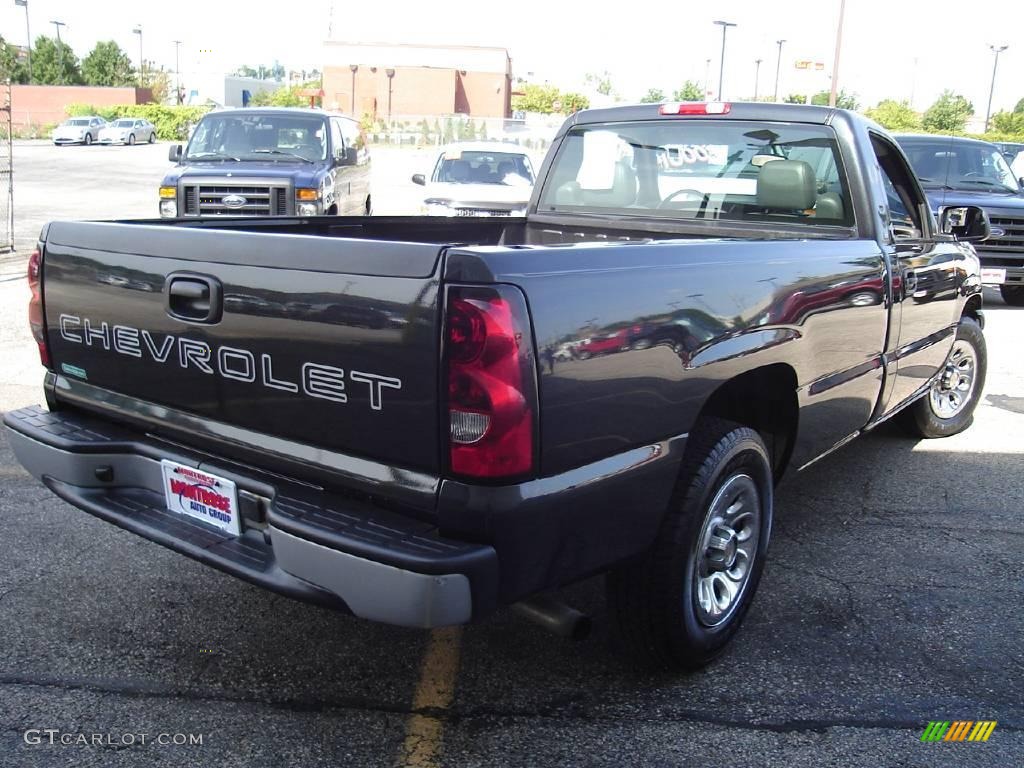 2005 Silverado 1500 Regular Cab - Black / Dark Charcoal photo #5