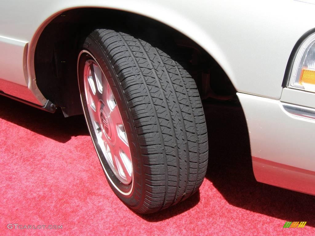 2004 Grand Marquis LS - Gold Ash Metallic / Medium Parchment photo #10