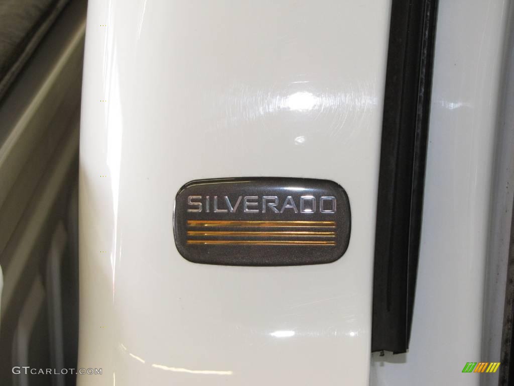 2005 Silverado 2500HD Crew Cab 4x4 - Summit White / Dark Charcoal photo #15