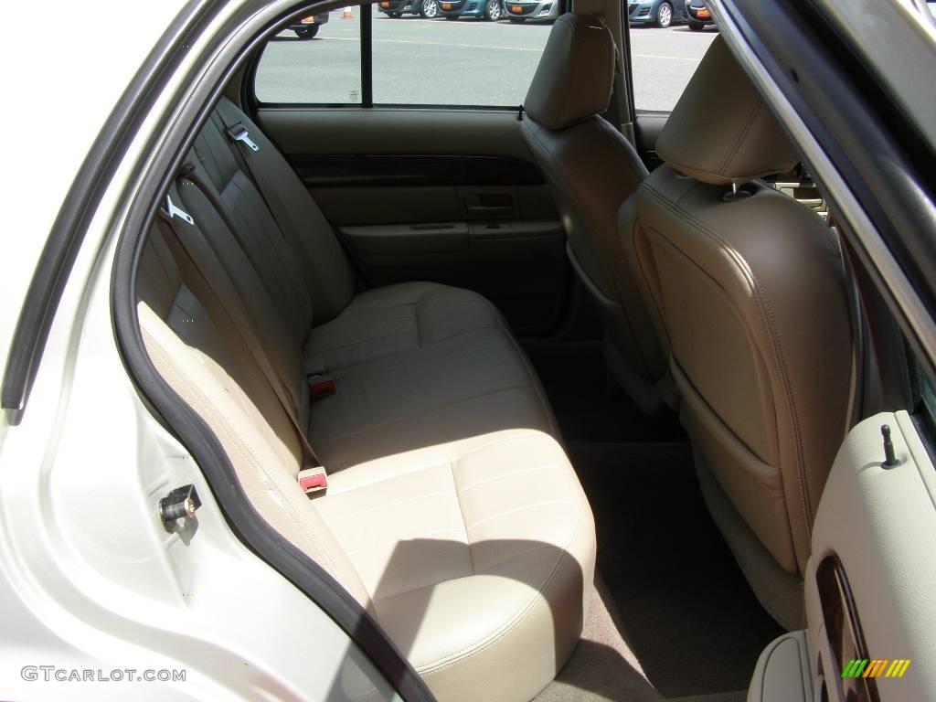 2004 Grand Marquis LS - Gold Ash Metallic / Medium Parchment photo #24
