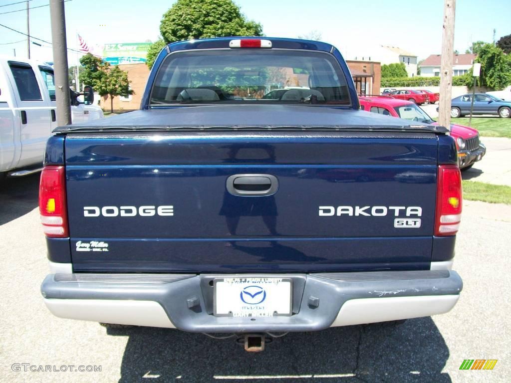 2004 Dakota SLT Quad Cab 4x4 - Patriot Blue Pearl / Dark Slate Gray photo #3