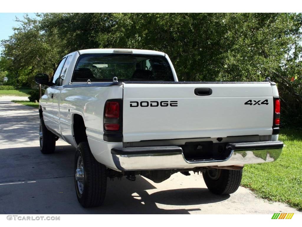 2001 Ram 2500 ST Quad Cab 4x4 - Bright White / Agate photo #9