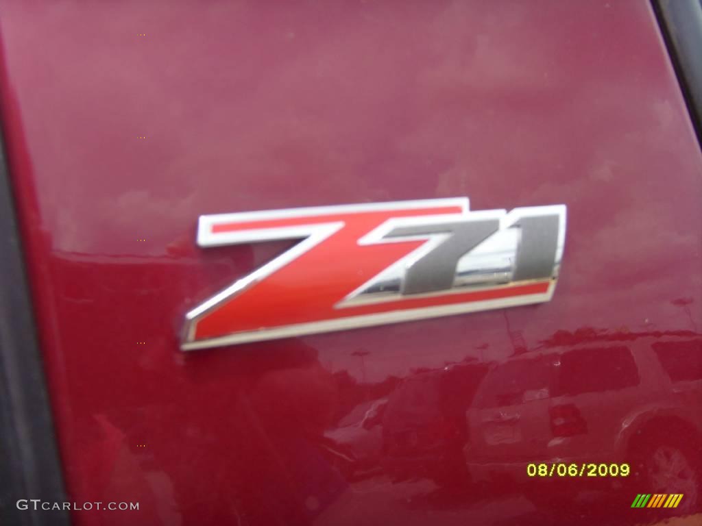 2006 Suburban Z71 1500 - Sport Red Metallic / Tan/Neutral photo #18