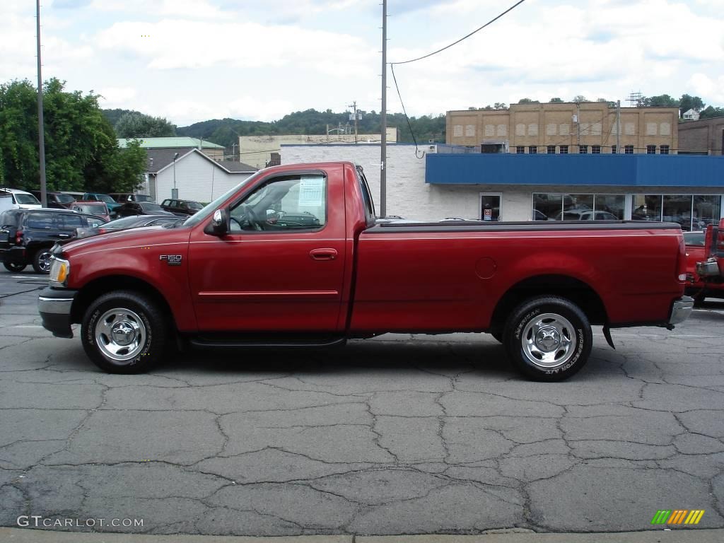 2002 F150 XLT Regular Cab - Toreador Red Metallic / Medium Graphite photo #5