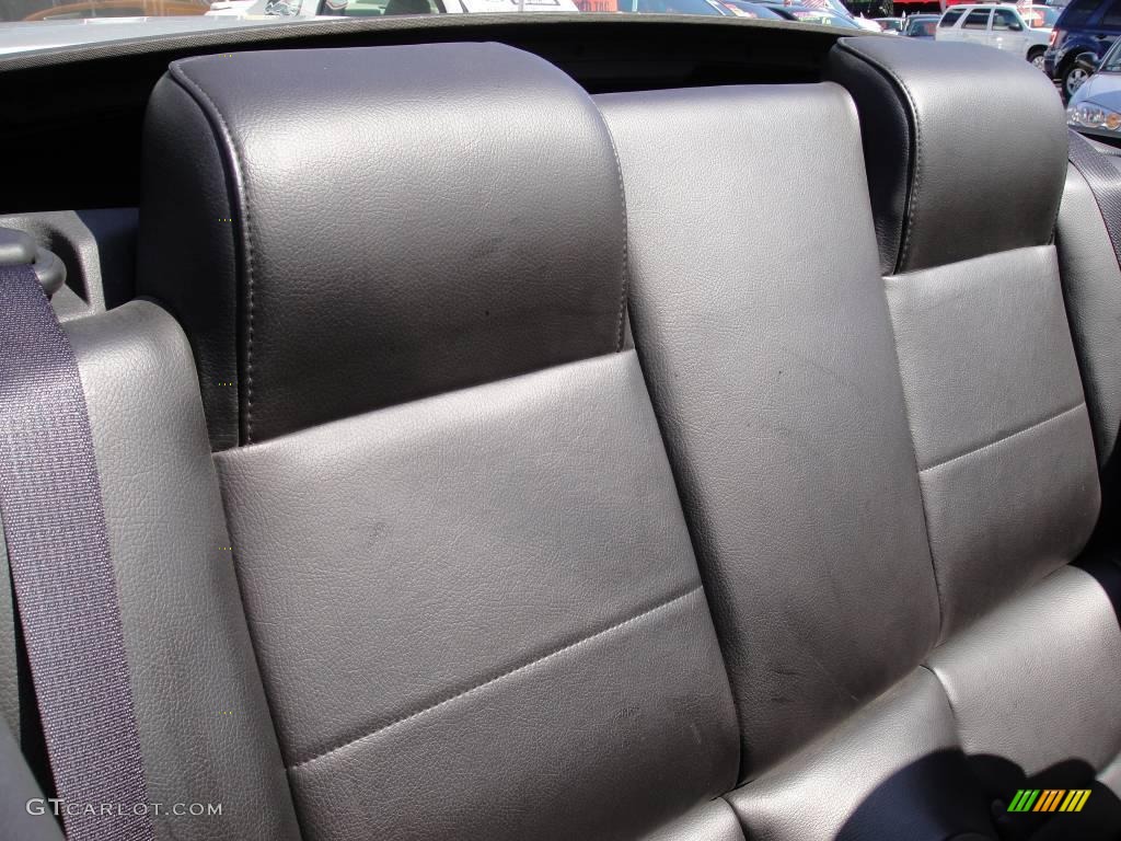2006 Mustang V6 Premium Convertible - Satin Silver Metallic / Dark Charcoal photo #15