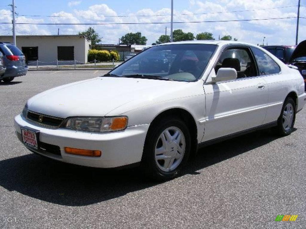 1997 Accord EX Coupe - Frost White / Ivory photo #7