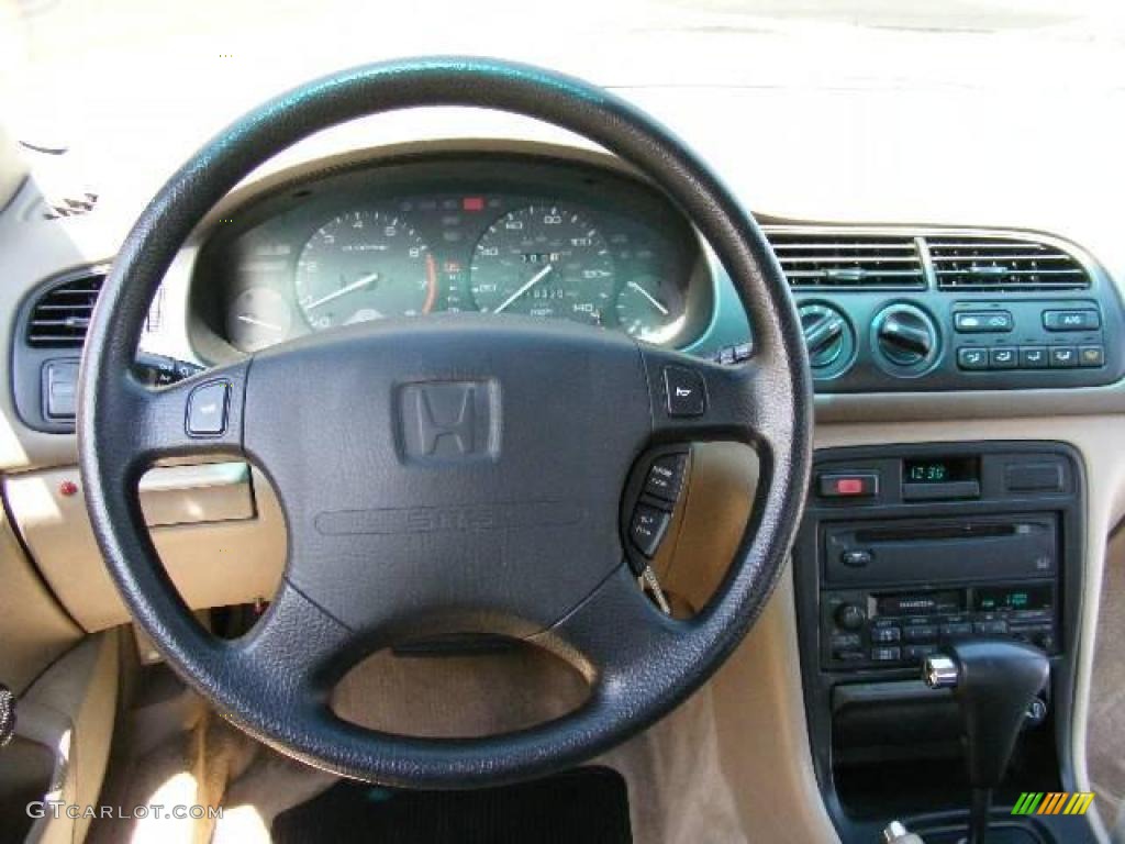 1997 Accord EX Coupe - Frost White / Ivory photo #14