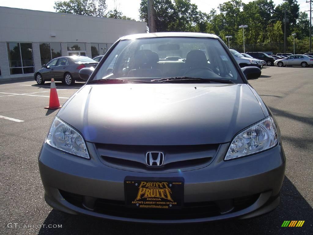 2004 Civic LX Sedan - Magnesium Metallic / Gray photo #8