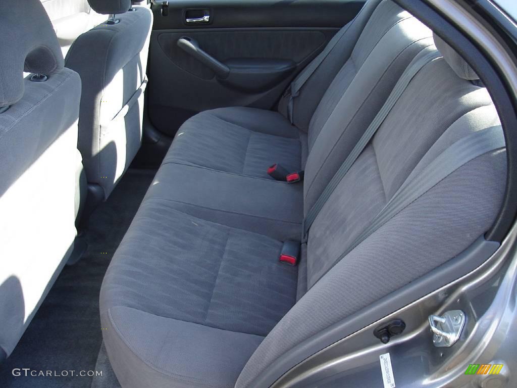 2004 Civic LX Sedan - Magnesium Metallic / Gray photo #15