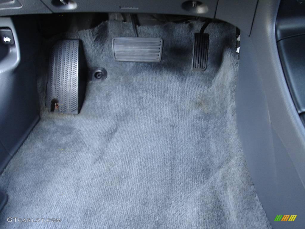 2004 Civic LX Sedan - Magnesium Metallic / Gray photo #27