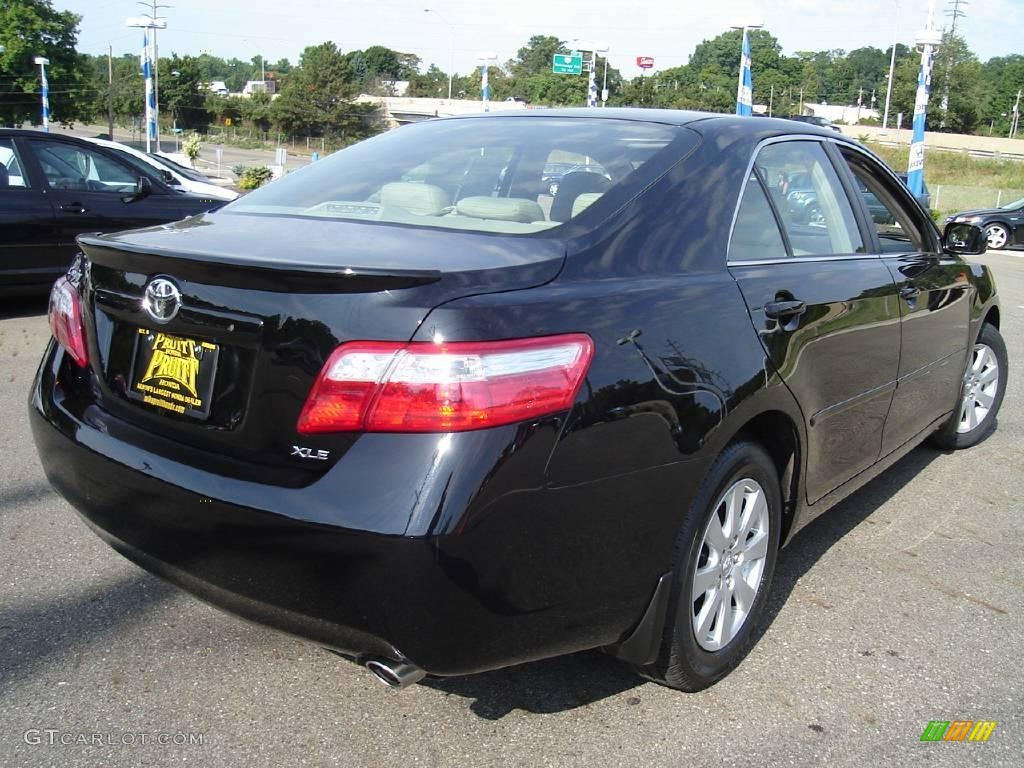 2007 Camry XLE - Black / Bisque photo #5