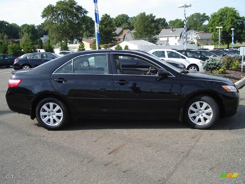 2007 Camry XLE - Black / Bisque photo #6