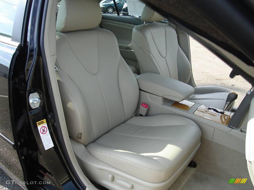 2007 Camry XLE - Black / Bisque photo #15