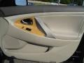 Black - Camry XLE Photo No. 19