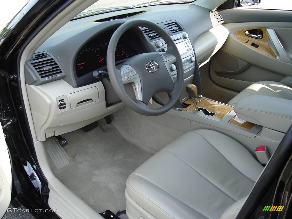 2007 Camry XLE - Black / Bisque photo #22