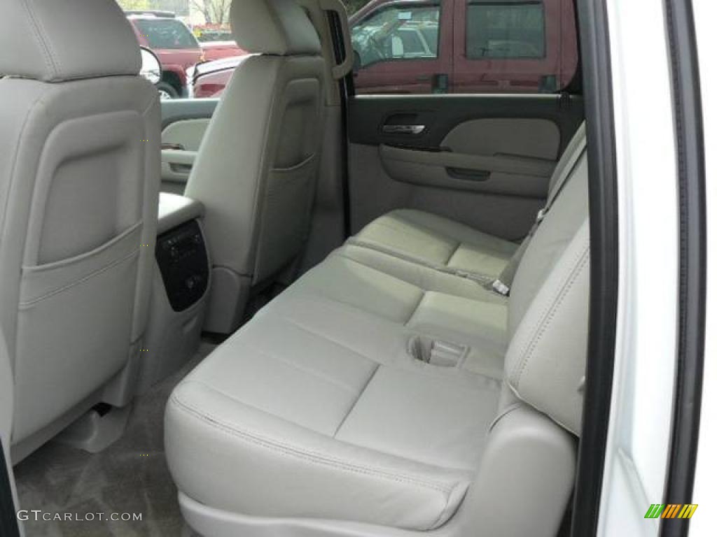 2008 Suburban 1500 LT - Summit White / Light Titanium/Dark Titanium photo #9