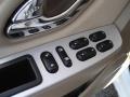 Oxford White - Mariner Luxury 4WD Photo No. 24