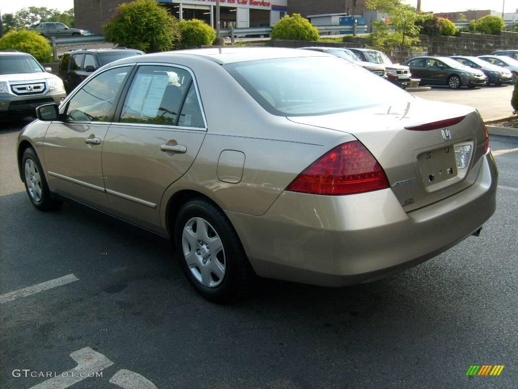 2006 Accord LX Sedan - Desert Mist Metallic / Ivory photo #3