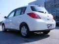 Fresh Powder - Versa 1.8 S Hatchback Photo No. 8
