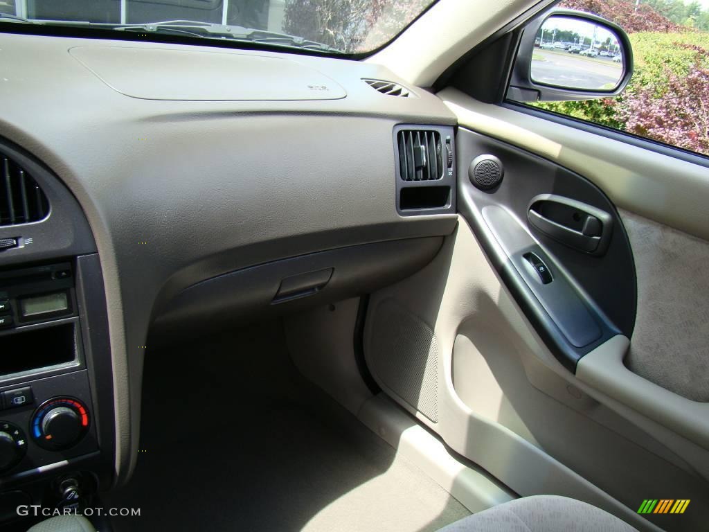 2006 Elantra GLS Sedan - Nordic White / Beige photo #15