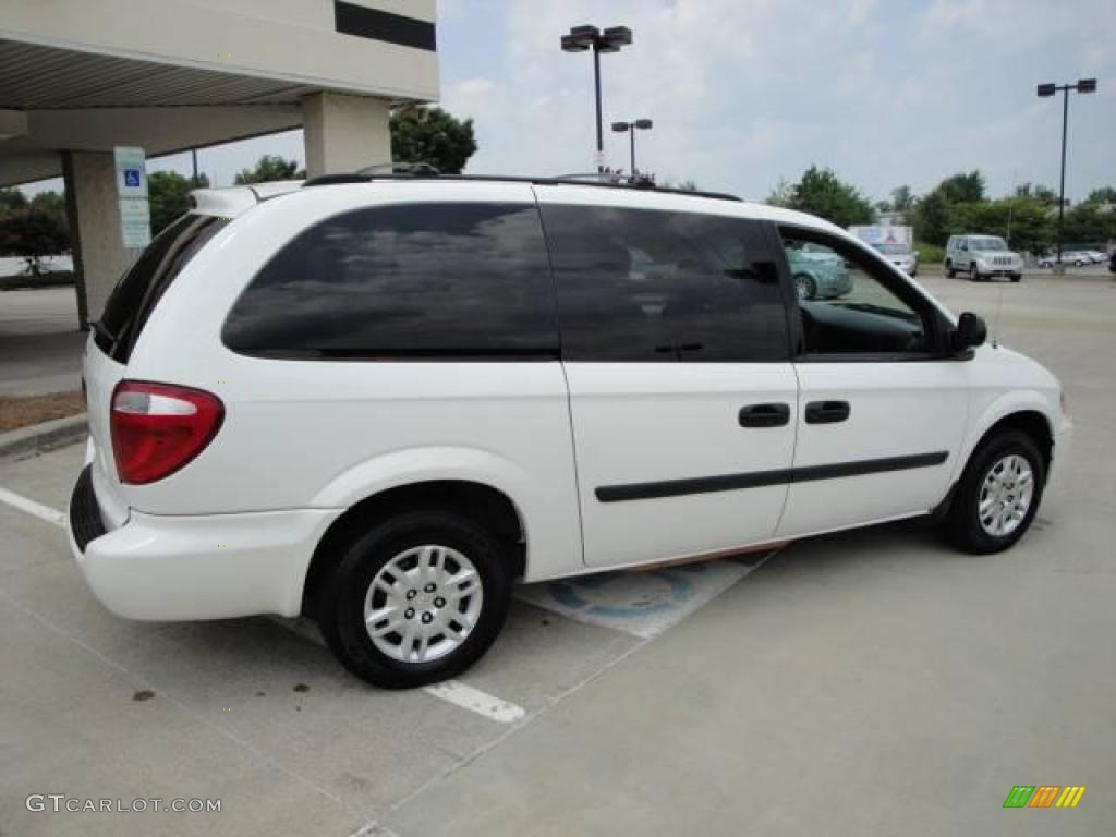 2006 Grand Caravan SE - Stone White / Medium Slate Gray photo #3