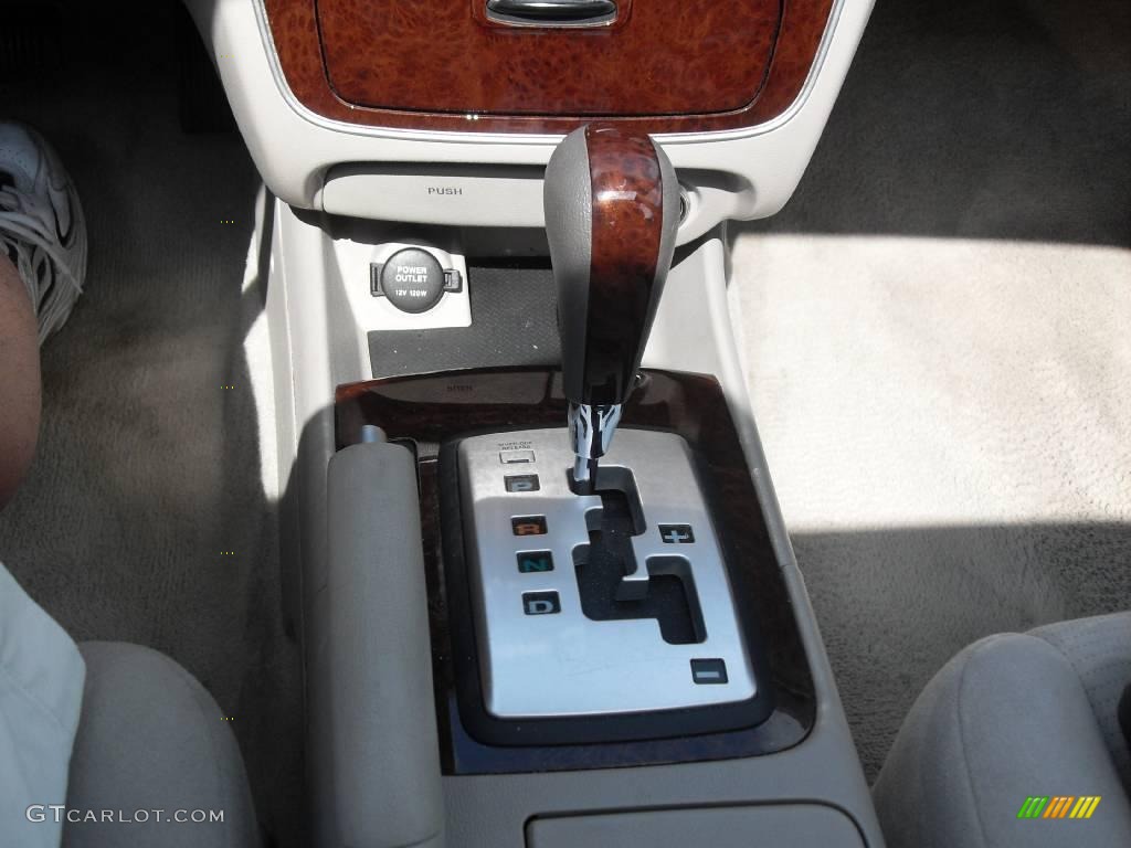 2008 Sonata GLS - Powder White Pearl / Gray photo #12