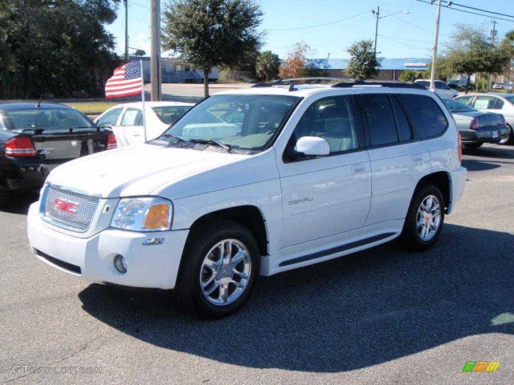 2006 Envoy Denali - Summit White / Light Gray photo #1