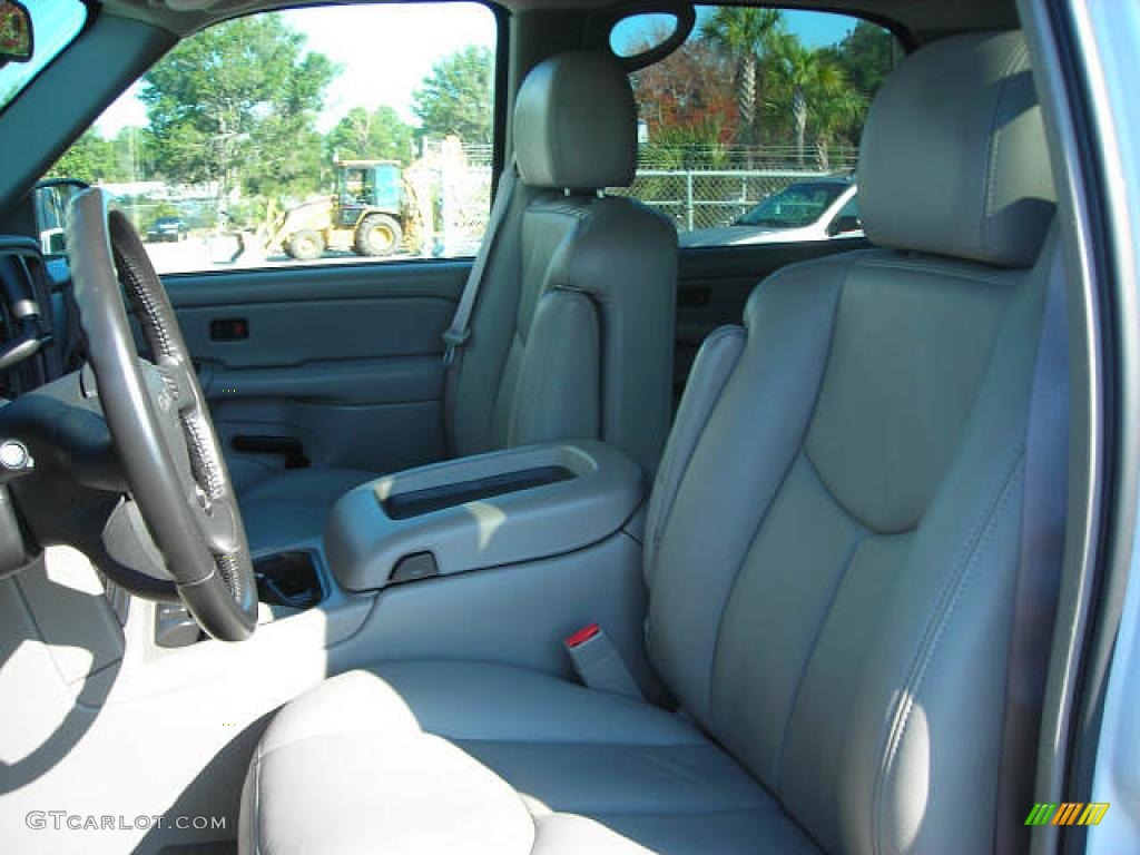 2004 Yukon SLT 4x4 - Summit White / Pewter/Dark Pewter photo #3