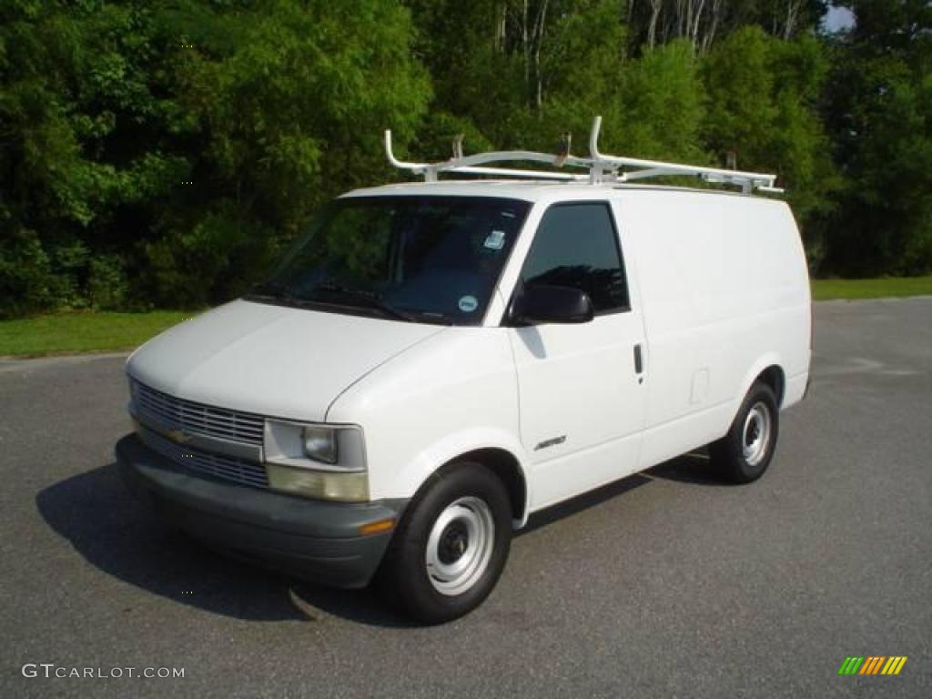 2000 Astro Commercial Van - Ivory White / Blue photo #1