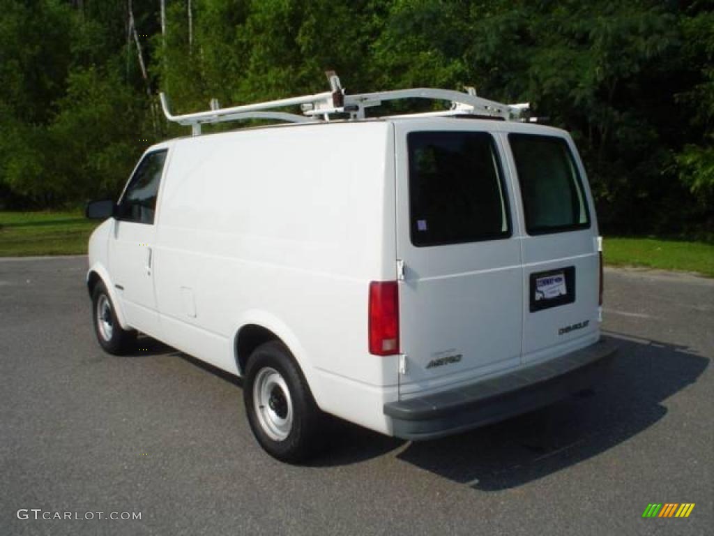 2000 Astro Commercial Van - Ivory White / Blue photo #7