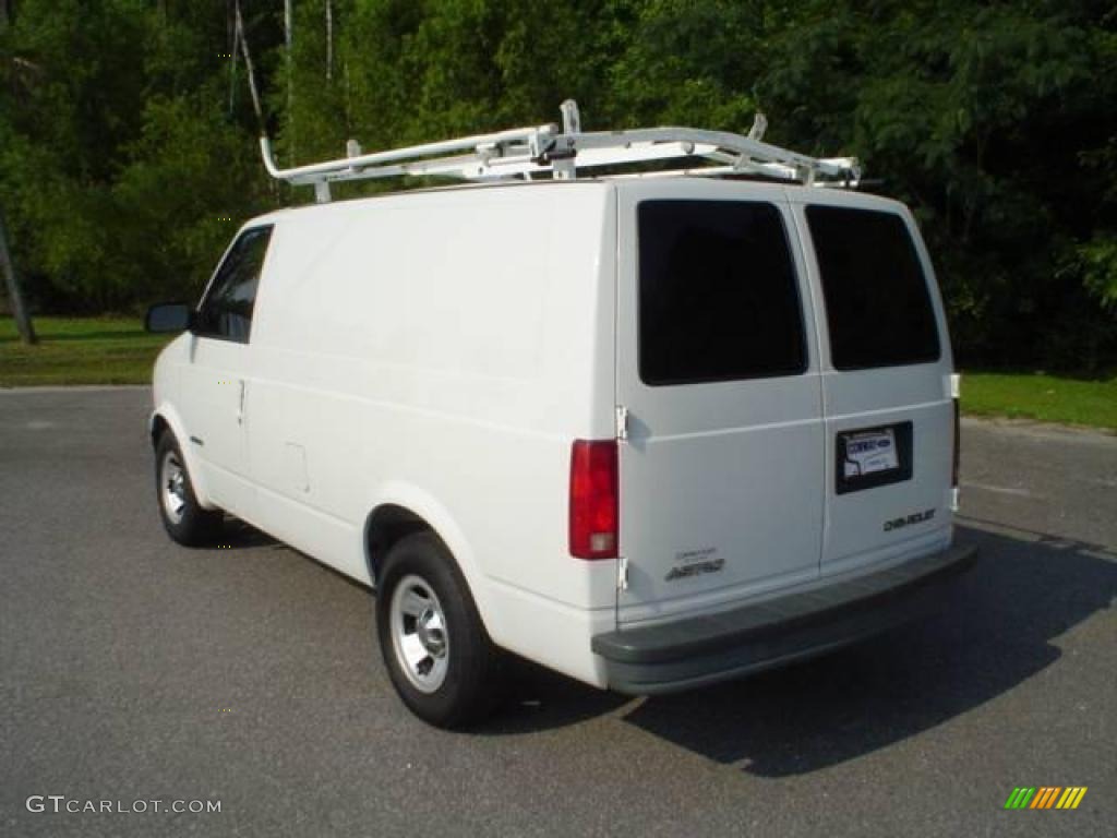 2002 Astro Commercial Van - Ivory White / Blue photo #7