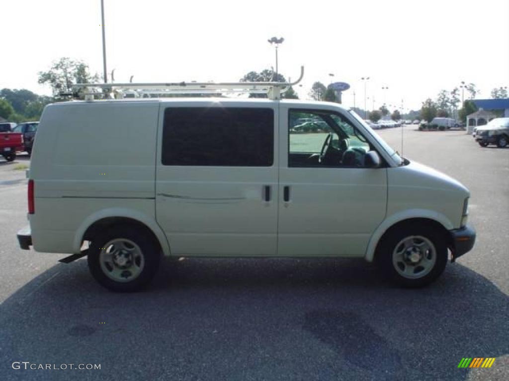 2005 Astro Commercial Van - Summit White / Blue photo #4