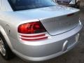 Bright Silver Metallic - Stratus SE Sedan Photo No. 24