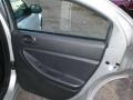 Bright Silver Metallic - Stratus SE Sedan Photo No. 28