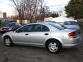 Bright Silver Metallic - Stratus SE Sedan Photo No. 31