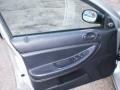Bright Silver Metallic - Stratus SE Sedan Photo No. 43