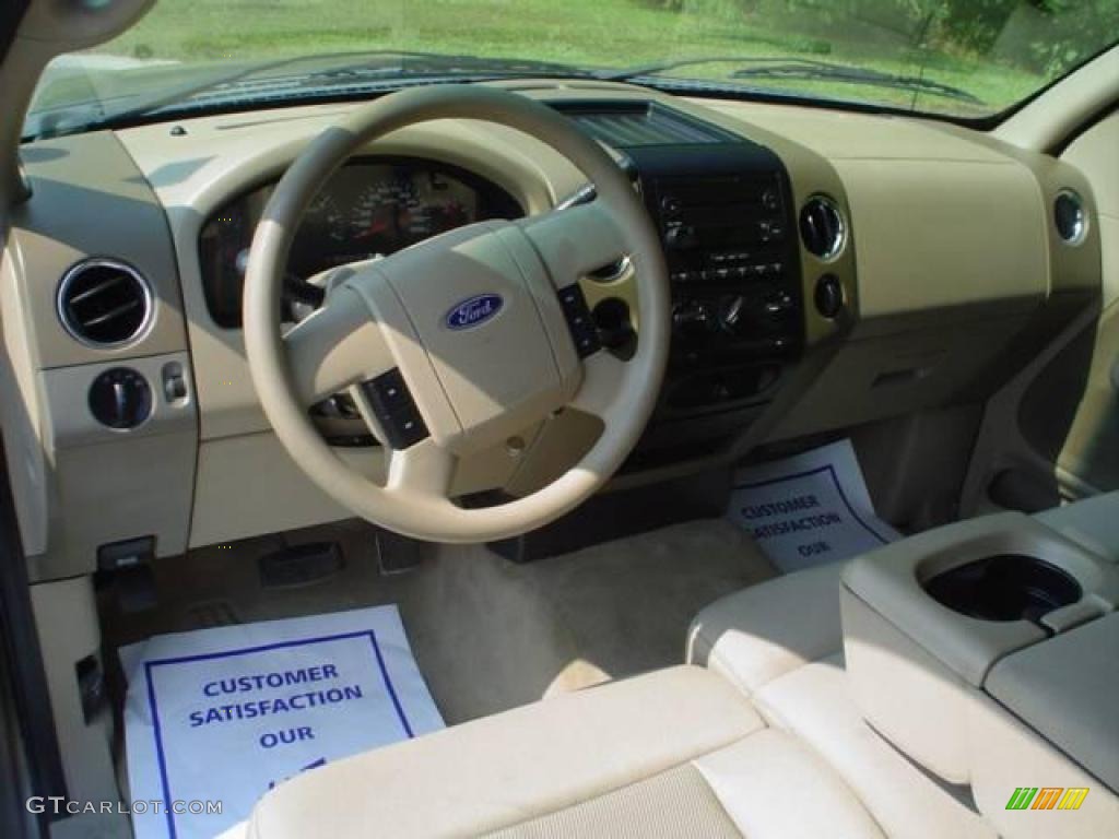 2004 F150 XLT SuperCab - Arizona Beige Metallic / Tan photo #20