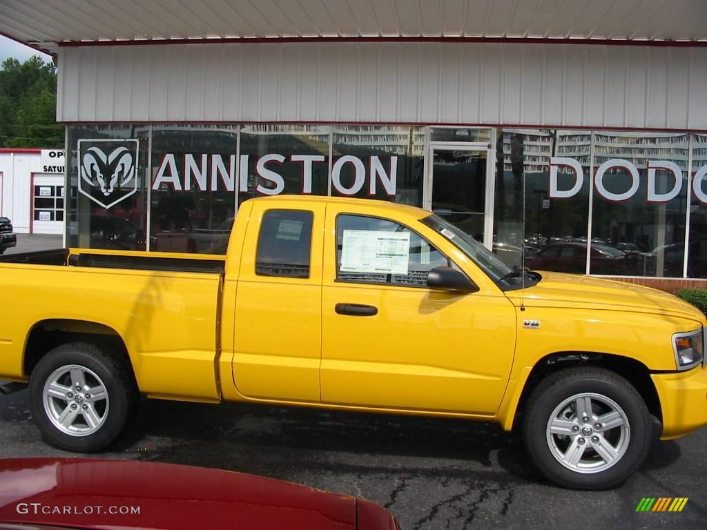 2009 Dakota Big Horn Extended Cab - Detonator Yellow / Dark Slate Gray/Medium Slate Gray photo #5