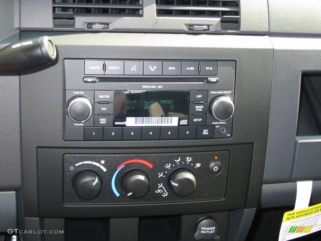 2009 Dakota Big Horn Extended Cab - Detonator Yellow / Dark Slate Gray/Medium Slate Gray photo #13